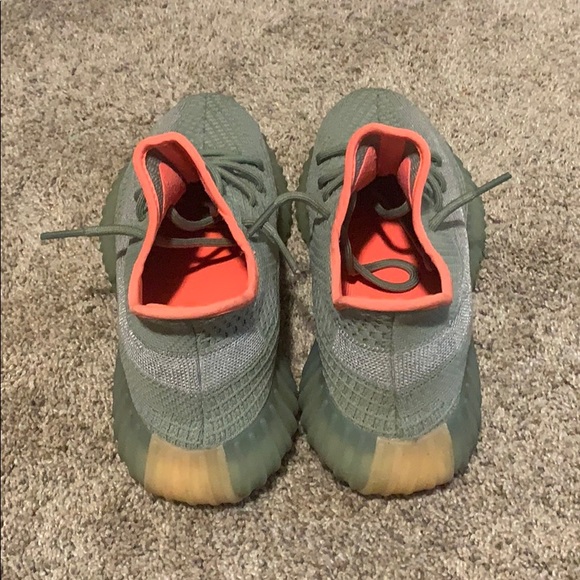 yeezy desert sage 9.5